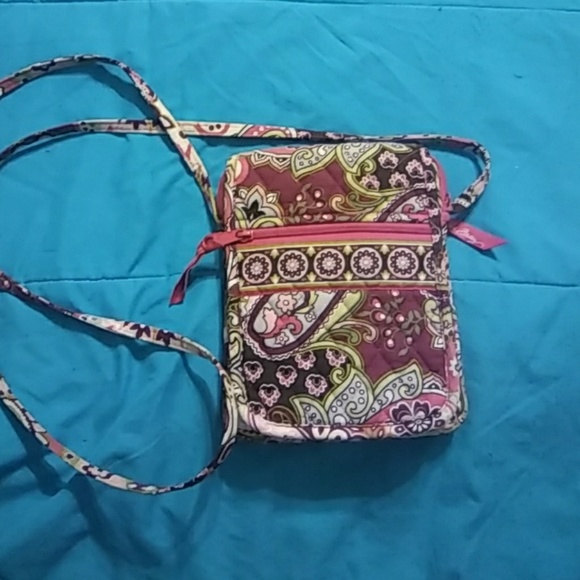 Vera Bradley Handbags - *Closet Closing, Last Day* Vera Bradley